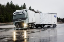 Volvo Trucks boosts safety on slippery winter roads